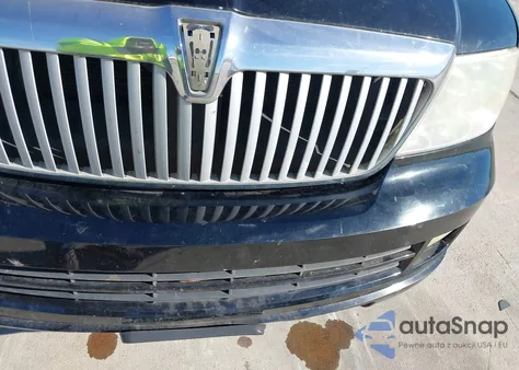 2005 Lincoln Navigator z USA, uszkodzony, nr VIN 5LMFU27575LJ17262